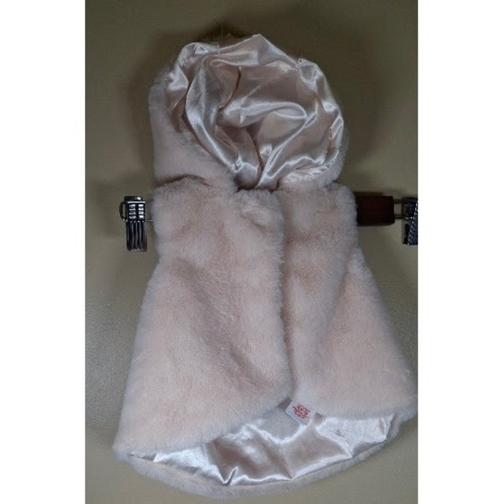 pl baby Pink Faux Fur Hooded Vest Satin Lined Infant Size 3M 24FFW24E01